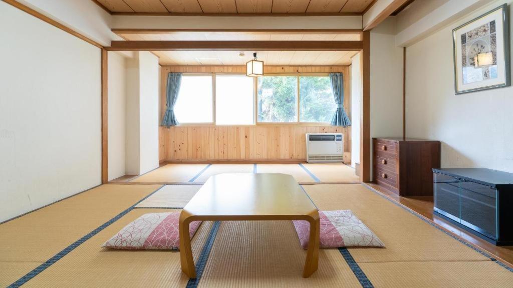 Villa Alpen Shigakogen Yamanouchi  Exterior photo